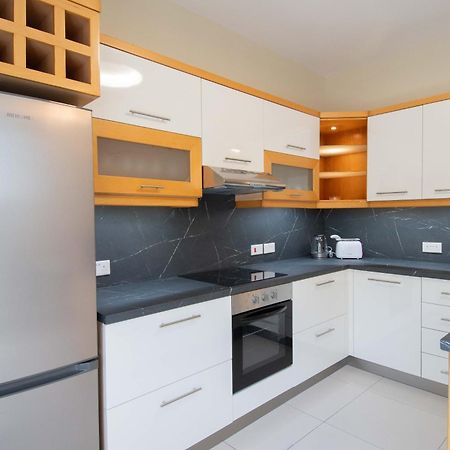 Venus Apartment Sliema Bagian luar foto